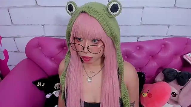 SafiroAgataaa online show from January 7, 4:04 am