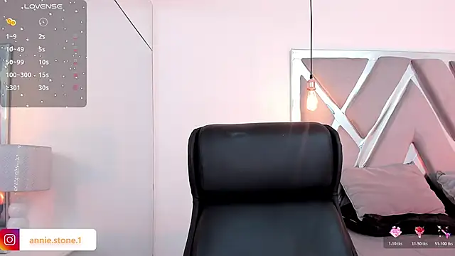 AnniEsstone online show from November 28, 12:52 pm