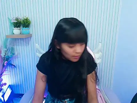 kataleya  18 online show from January 13, 12:54 pm