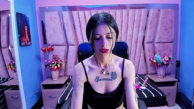 Dulce Miaa  online show from January 6, 6:00 pm