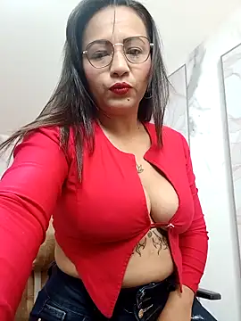 agatha sluttylatina online show from November 5, 3:17 am