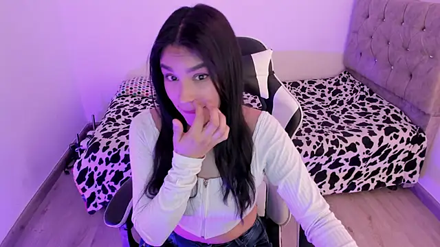 megaan cb online show from November 4, 1:10 pm