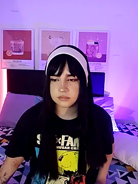 Snapshot of damienbeltmonth chatting on September 23, 1:08 am damienbeltmonth online show from September 23, 1:08 am