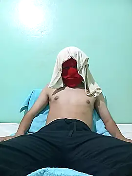 Snapshot of boy_arabe_20 chatting on September 24, 6:44 pm boy arabe 20 online show from September 24, 6:44 pm