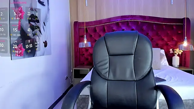 kendalFox  online show from September 21, 1:46 pm