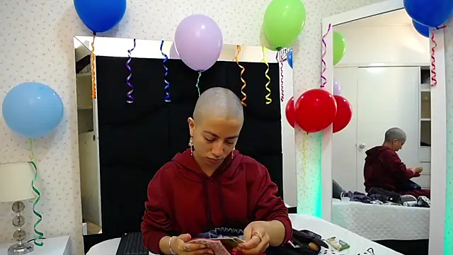 Snapshot of LunaRichy_ chatting on September 25, 12:53 pm LunaRichy online show from September 25, 12:53 pm