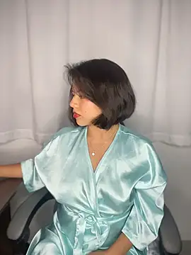 Snapshot of Valen_Sky chatting on November 29, 4:59 am Valen Sky online show from November 29, 4:59 am