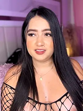 Snapshot of Emiily_Moore1 chatting on October 5, 1:48 am Emiily Moore1 online show from October 5, 1:48 am