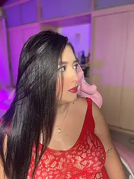 Emiily Moore1 online show from July 15, 11:43 pm