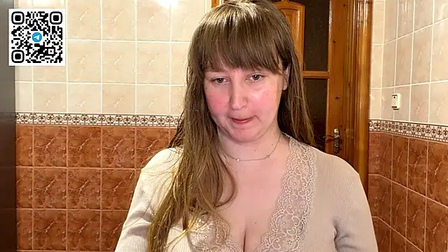 MaroonMoon  online show from May 22, 8:03 pm