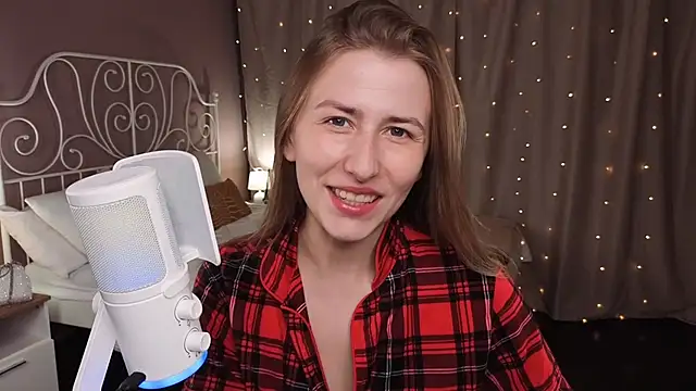 Snapshot of VesperaCeleste chatting on November 9, 8:45 am VesperaCeleste online show from November 9, 8:45 am