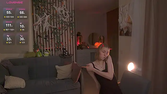 sofiapurex online show from October 31, 8:32 pm