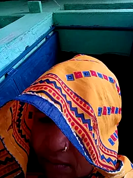 Manavi x online show from April 5, 12:24 pm