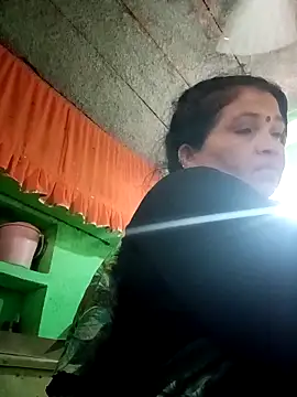 Snapshot of Manavi_x chatting on April 24, 8:06 am Manavi x online show from April 24, 8:06 am