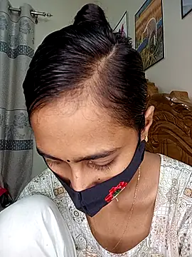 Snapshot of Softecho-03 chatting on September 23, 5:27 pm Softecho-03 online show from September 23, 5:27 pm