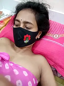 Snapshot of Softecho-03 chatting on November 6, 6:25 am Softecho-03 online show from November 6, 6:25 am