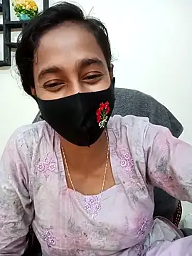 Snapshot of Softecho-03 chatting on November 7, 10:10 pm Softecho-03 online show from November 7, 10:10 pm