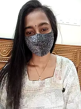 Snapshot of Softecho-03 chatting on December 4, 2:43 am Softecho-03 online show from December 4, 2:43 am