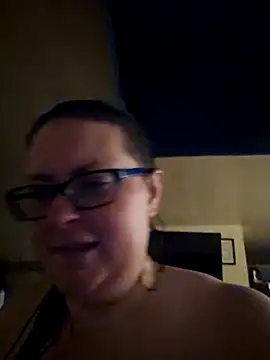 Yamiko42 online show from April 14, 1:17 pm