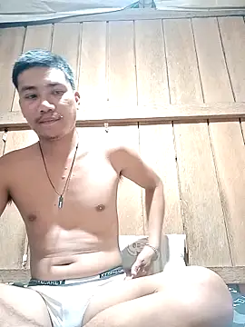 Snapshot of Hottie_pinoy21 chatting on November 29, 9:34 am Hottie pinoy21 online show from November 29, 9:34 am