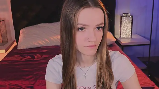 E l i z e  online show from May 21, 5:14 am