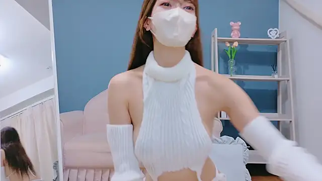 RIRI-style online show from November 15, 8:55 am