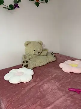 DouceAngela69 online show from February 13, 6:15 pm