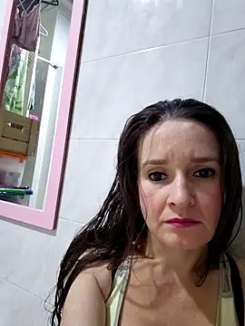 Snapshot of _anita_rojas chatting on October 9, 10:52 pm anita rojas online show from October 9, 10:52 pm