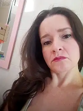 Snapshot of _anita_rojas chatting on October 17, 2:19 pm anita rojas online show from October 17, 2:19 pm
