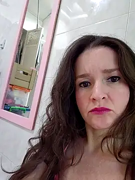Snapshot of _anita_rojas chatting on October 18, 1:23 pm anita rojas online show from October 18, 1:23 pm