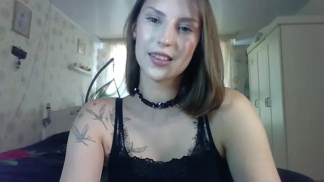 RuxaShade online show from October 7, 11:18 am