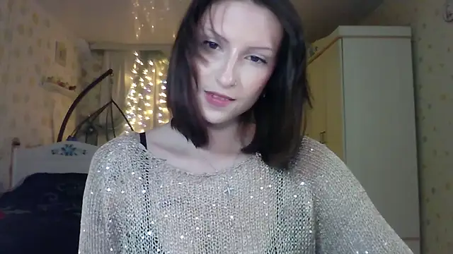 RuxaShade online show from December 16, 12:54 pm