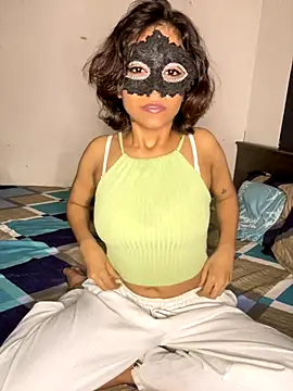 SIZZLER 1100 online show from October 10, 6:18 pm