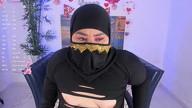 samanee konn online show from April 12, 7:08 pm