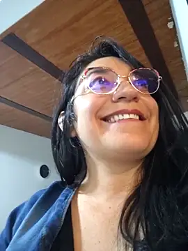 Snapshot of MAFE__29 chatting on October 24, 11:56 pm MAFE 29 online show from October 24, 11:56 pm