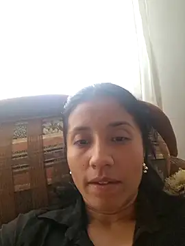 Snapshot of SofiiMilf chatting on November 29, 6:11 pm SofiiMilf online show from November 29, 6:11 pm