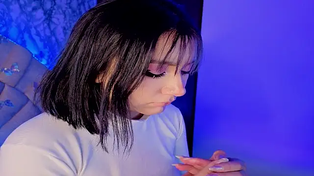 sophiievv online show from June 2, 6:54 pm