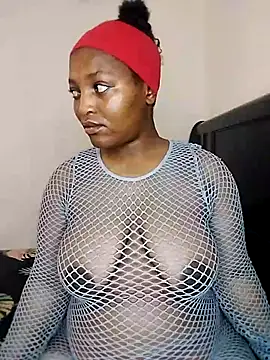 Snapshot of ThickBoityAlison_ chatting on July 11, 2:31 pm ThickBoityAlison online show from July 11, 2:31 pm