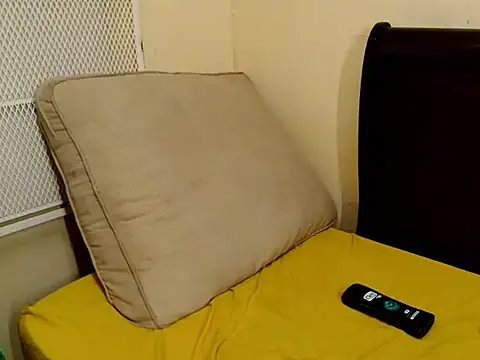 Snapshot of Kudziy chatting on November 10, 7:29 am Kudziy online show from November 10, 7:29 am