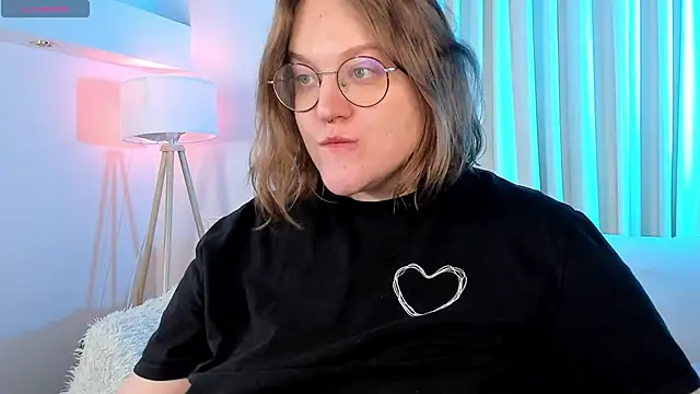 Snapshot of Alissa_S chatting on November 11, 4:29 pm Alissa S online show from November 11, 4:29 pm