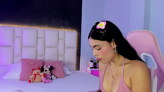 Snapshot of SammyRose_ chatting on October 7, 8:06 pm SammyRose online show from October 7, 8:06 pm