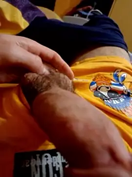 Snapshot of atanas088 chatting on January 12, 9:20 pm atanas088 online show from January 12, 9:20 pm