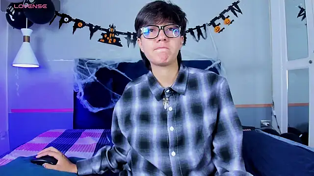 Tsuki Maru online show from October 23, 7:56 pm