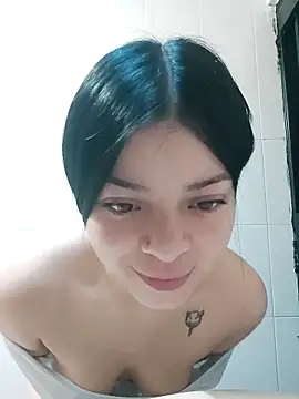 Snapshot of LunaJacobs chatting on October 25, 11:51 am LunaJacobs online show from October 25, 11:51 am