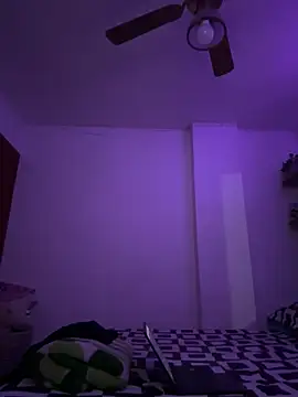 Snapshot of Luck__090 chatting on November 11, 1:49 am Luck 090 online show from November 11, 1:49 am