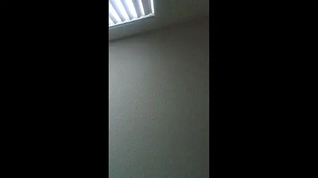 sthuart22 online show from October 8, 10:51 pm