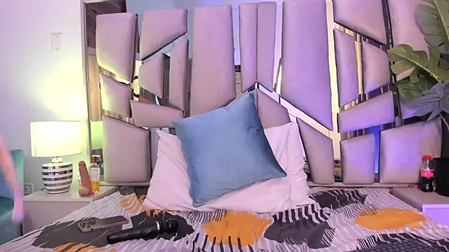  valeria saenz  online show from October 30, 8:27 am