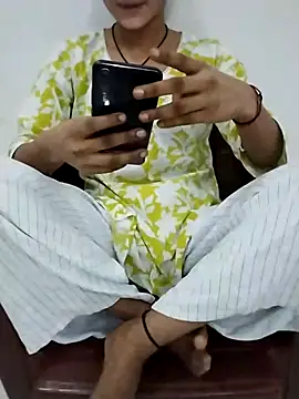 Snapshot of Student_girl2 chatting on October 6, 2:25 pm Student girl2 online show from October 6, 2:25 pm