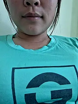 Snapshot of ALIENHR38 chatting on June 16, 9:01 am ALIENHR38 online show from June 16, 9:01 am