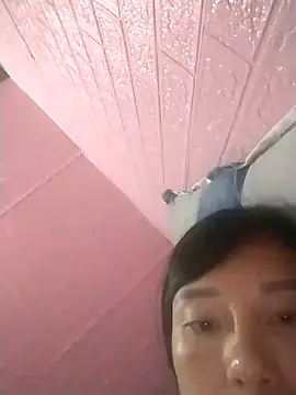 Snapshot of soope-00 chatting on October 4, 4:43 am soope-00 online show from October 4, 4:43 am